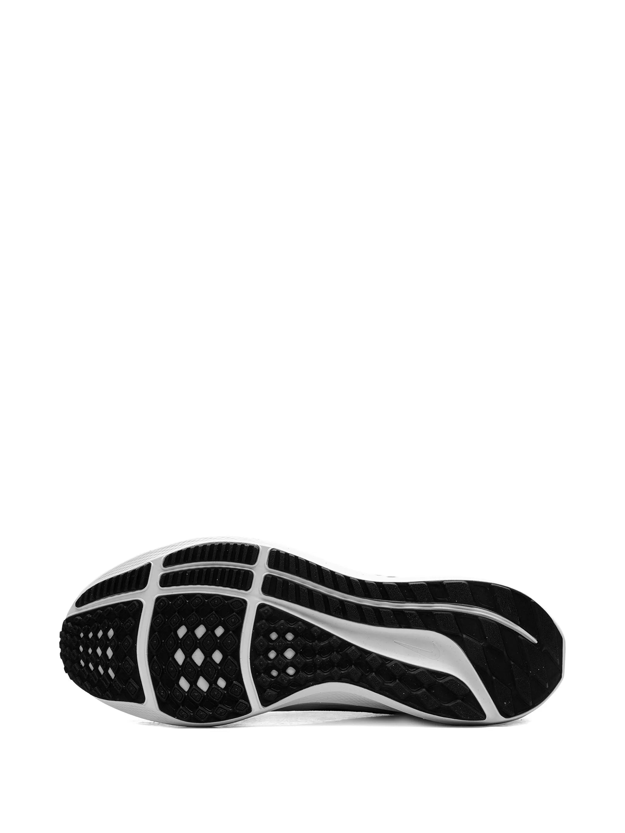 Nike Air Zoom Pegasus 40 Black & White Sneaker
